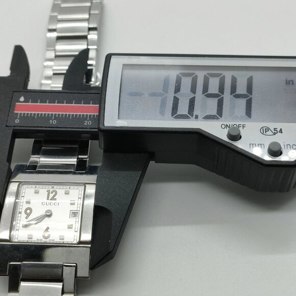 Authentic Gucci Watch 7700L 24mm Women's Whites X Silver mn156-111825 - Picture 9 of 9